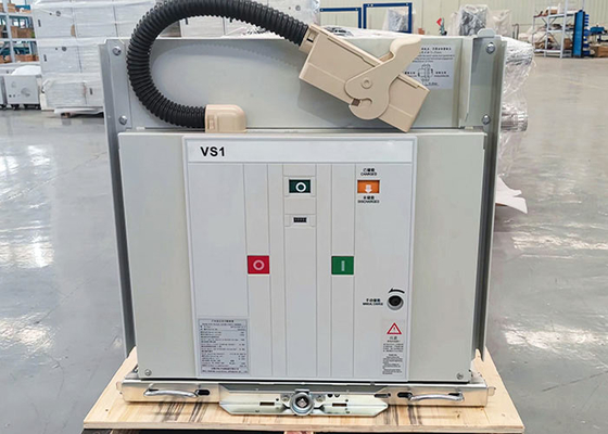 12KV Wewnętrzny wysuwny wyłącznik próżniowy 1250A VCB Wysokie napięcie prądu przemiennego do rozdzielnicy