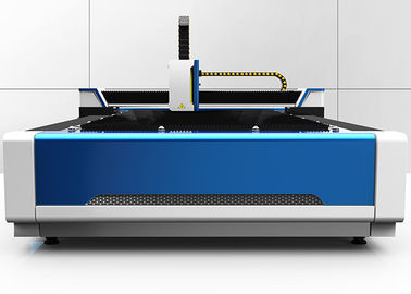 Maszyna do cięcia laserem CNC o mocy 500 W 1500 x 3000 mm z źródłem lasera IPG firmy Racus