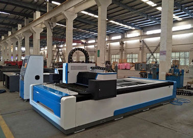 1500 W Maszyna do cięcia laserem światłowodowym CNC 1500 X 3000 mm do różnych metali